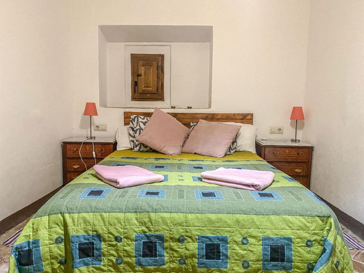 Casa Rural Sant Petrus De Madrona Pinell de Solsones Εξωτερικό φωτογραφία