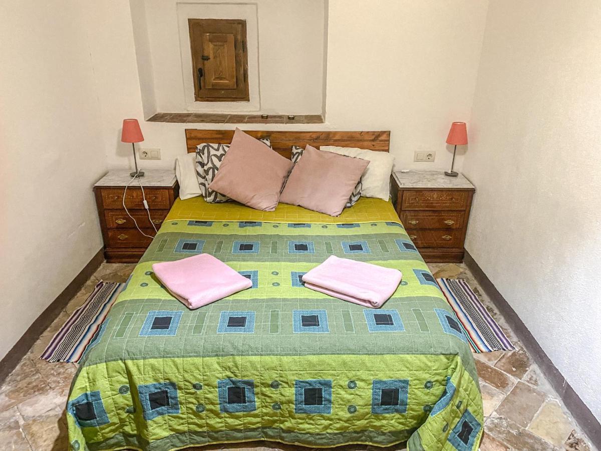 Casa Rural Sant Petrus De Madrona Pinell de Solsones Εξωτερικό φωτογραφία